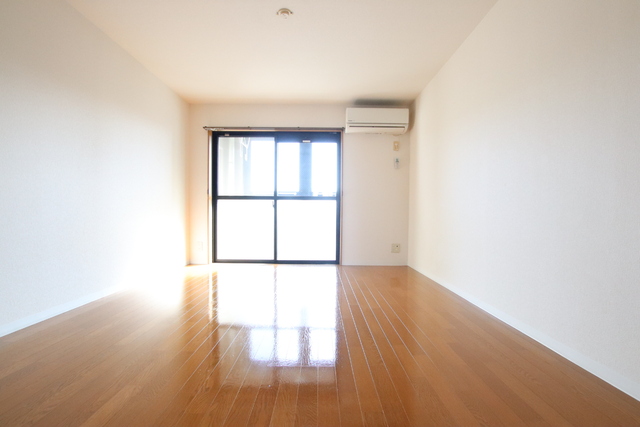 居室・リビング　洋室７．７帖