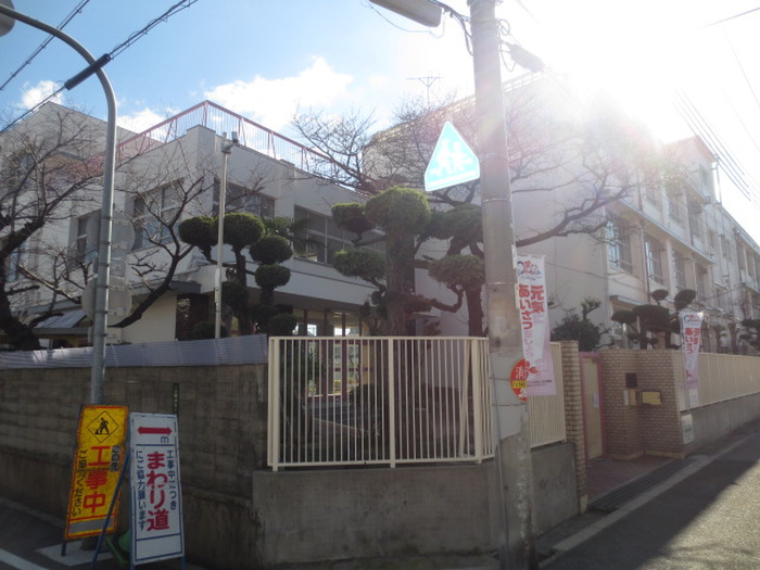 小学校　小学校（小学校）まで267m