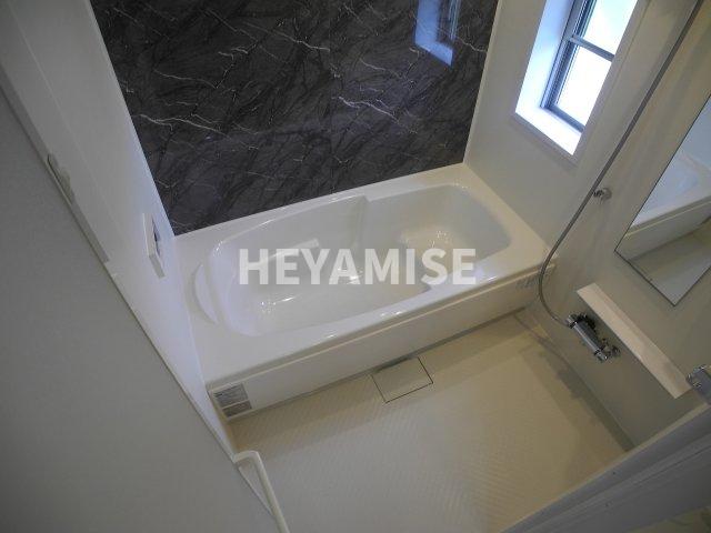 バス・シャワールーム　※室内画像は類似物件のもの