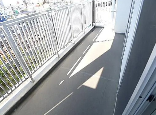 バルコニー　別タイプ部屋　参考写真です