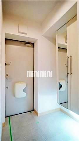 玄関　参考画像となります