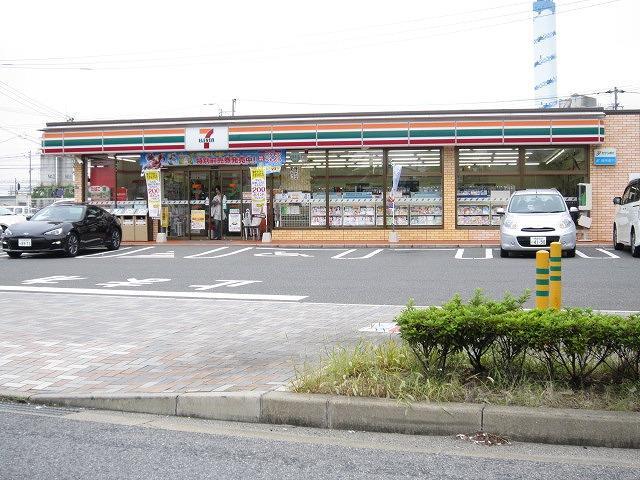 コンビニ　セブン‐イレブン／八幡陣原店（コンビニ）まで130m