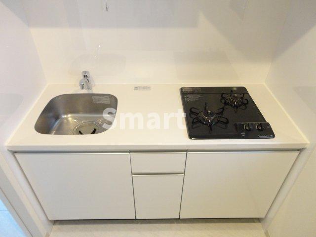 キッチン　2口コンロのシステムキッチンでお料理が楽しめます！