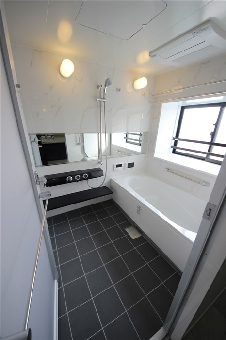 バス・シャワールーム