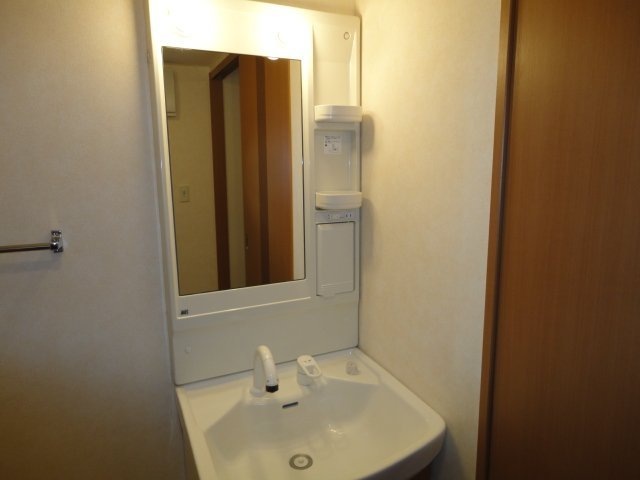 洗面設備　洗髪洗面化粧台