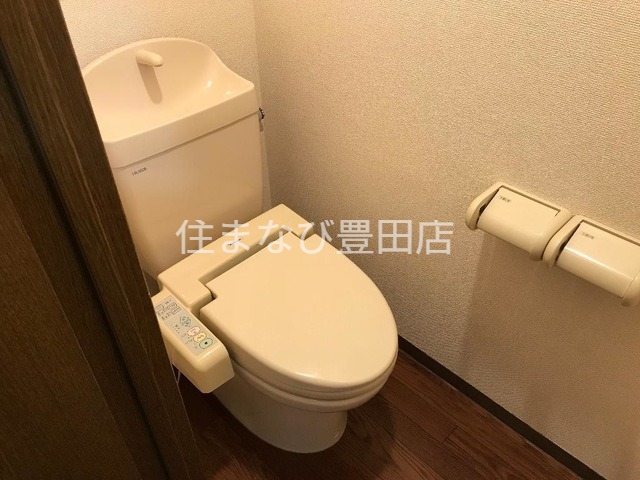 トイレ　同型タイプ