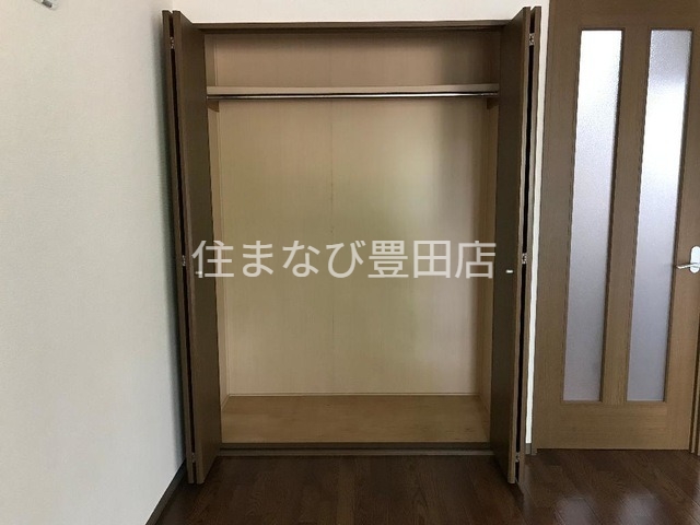 収納　同型タイプ