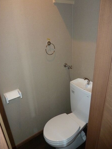 トイレ　ウォシュレット設置済みです！