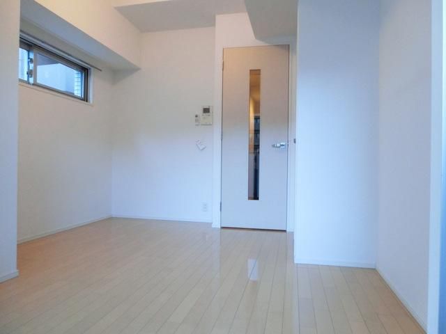 居室・リビング　洋室６．５帖フローリングのお部屋です