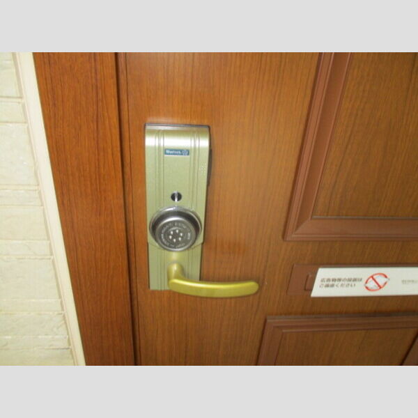 玄関　カードキー