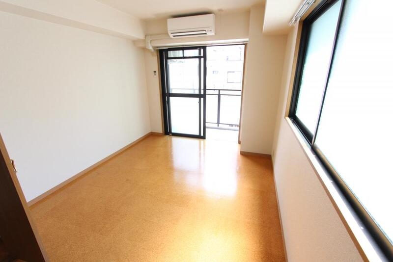 居室・リビング　明るいお部屋で快適な暮らしを