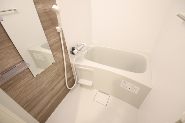 バス・シャワールーム　※別室の参考写真の為、現況優先です。