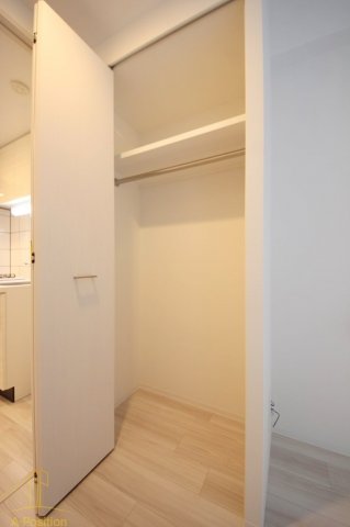 収納　エスリード大阪梅田リュクス