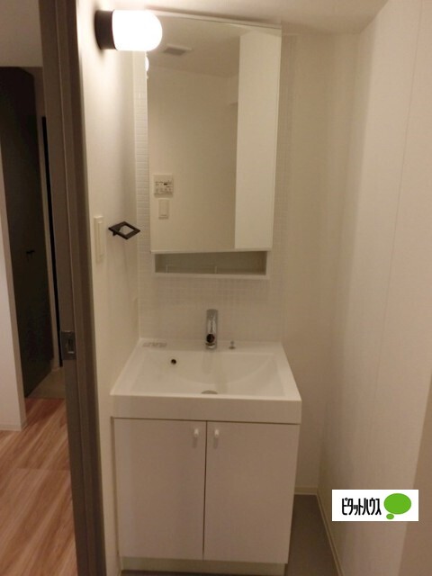 洗面設備　独立洗面台