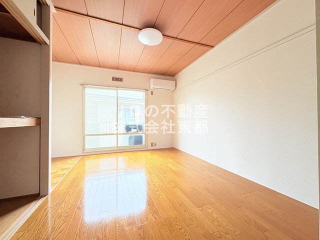 居室・リビング　明るい雰囲気で暮らしやすい！優しい質感の室内がオススメ☆