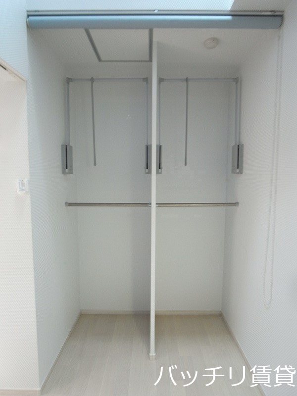 収納　画像は別号室タイプの為、現状を優先いたします