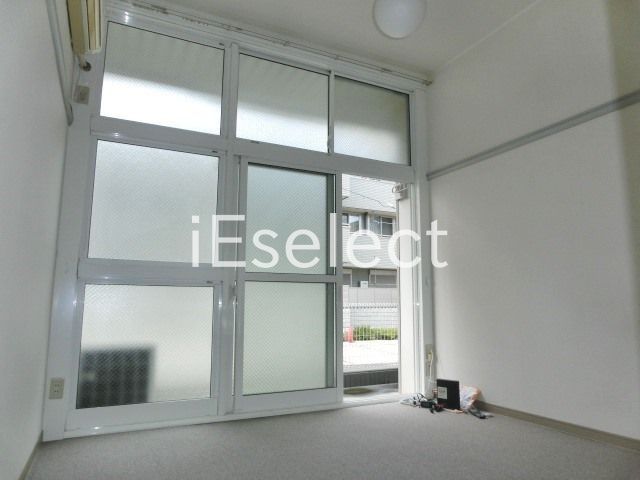 居室・リビング　明るいお部屋です！