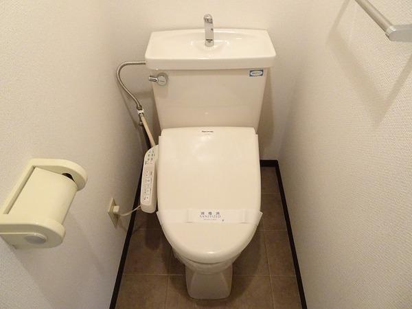 トイレ　ウォシュレット！