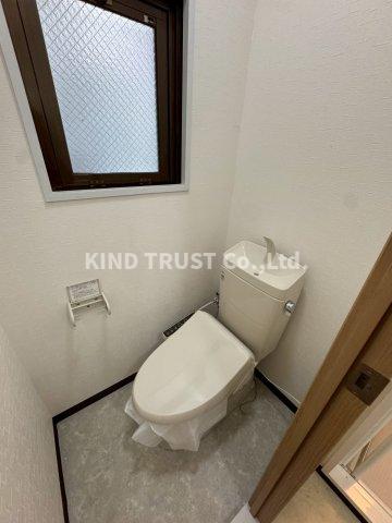 トイレ　落ち着いたトイレです