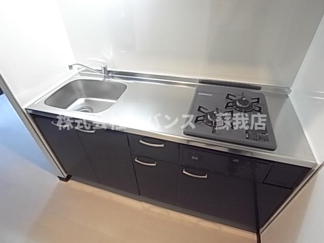 キッチン　コンパクトなキッチンで掃除もラクラク