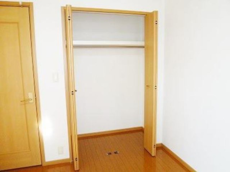 収納　図面と現状に相違がある場合には現状を優先
