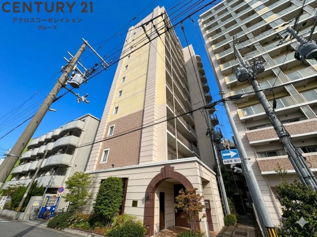 建物外観　エレベーター付きで高層階でも楽々♪