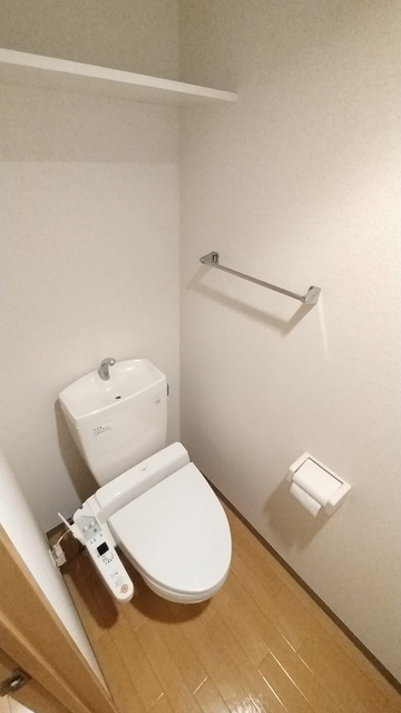 トイレ　洗浄便座※同タイプ参考写真