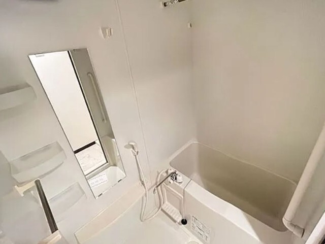 バス・シャワールーム　※別部屋参考写真