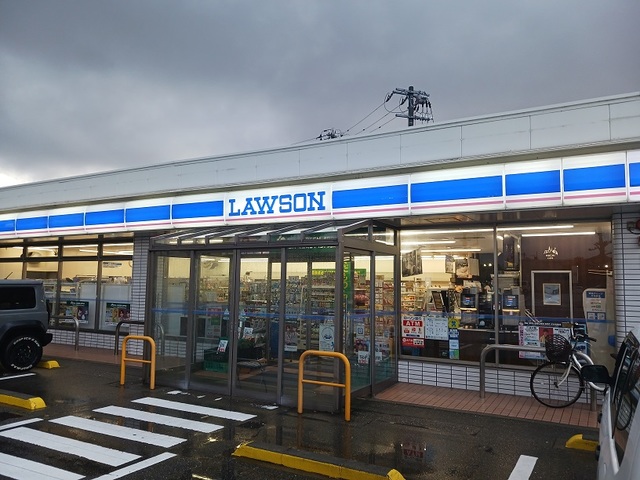 コンビニ　ローソン金沢額新保店（コンビニ）まで190m