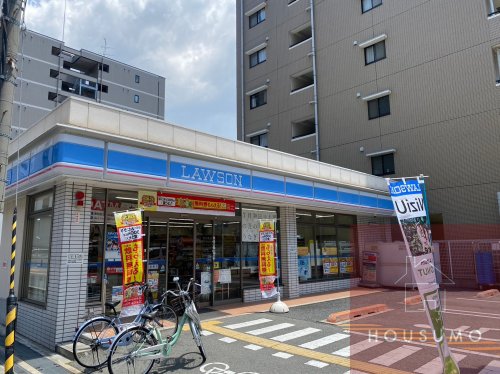 コンビニ　ローソン 江坂東店（コンビニ）まで72m