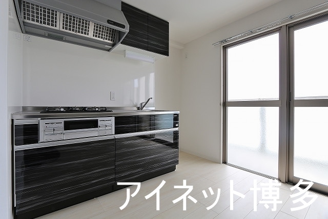 キッチン　調理スペースがしっかり確保できております