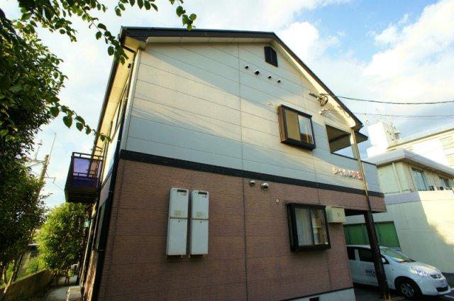 建物外観　外観は落ち着いています