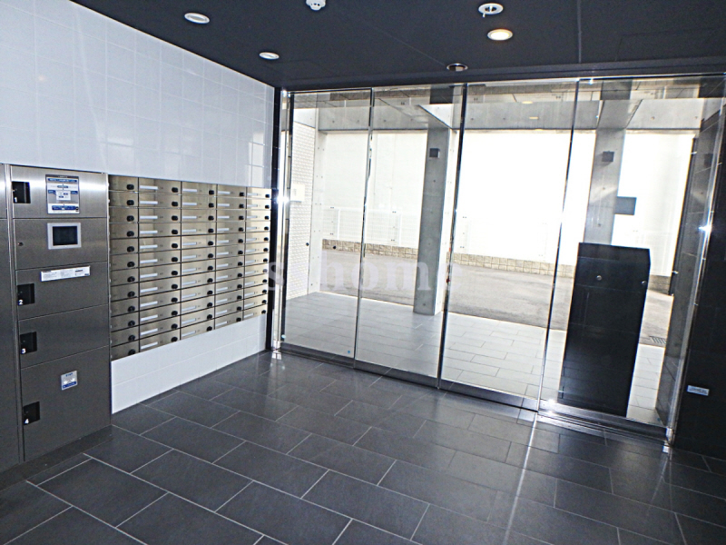 エントランス　建物入口