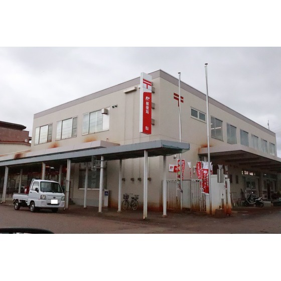 郵便局　飯山郵便局（郵便局）まで559m