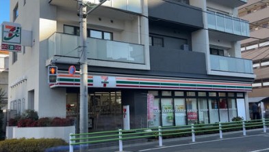 コンビニ　セブンイレブン 墨田横川5丁目店（コンビニ）まで1611m