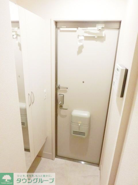 玄関　お問合せはタウンハウジングまで！※現地待合わせ相談可能