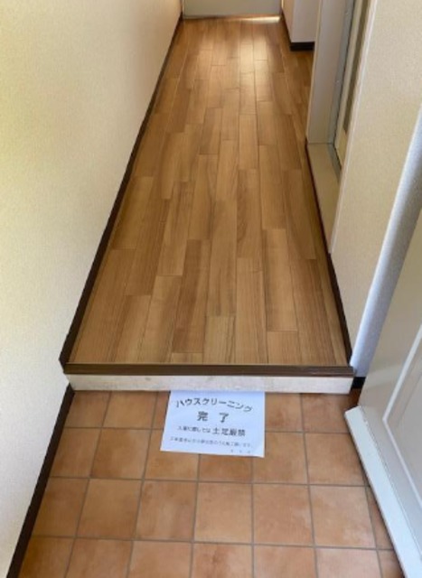 玄関　レインズより