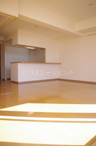 居室・リビング　広々リビング※参考写真