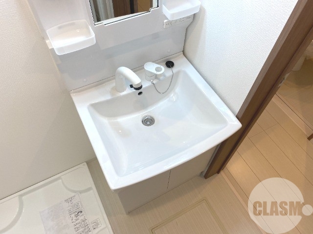 洗面設備　使いやすいシャンプードレッサー♪