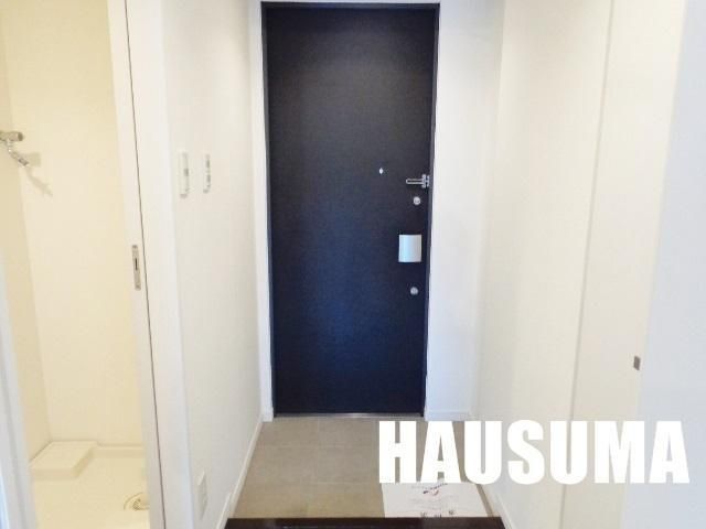 玄関　玄関※同タイプ他号室参考写真使用※