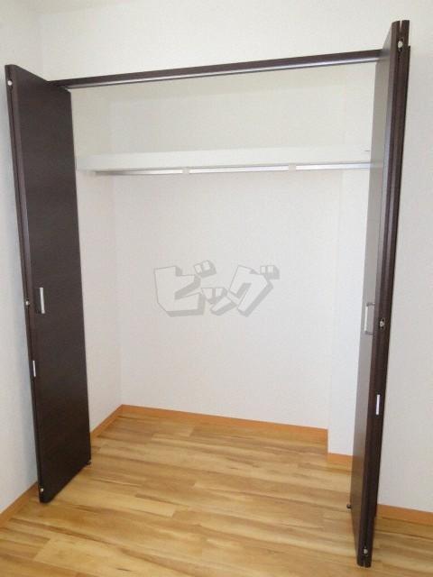 収納　広々ウォークインクローゼット♪