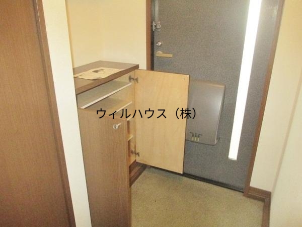 玄関　シューズＢＯＸ付き！