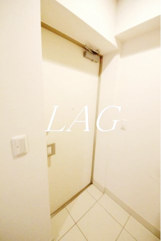 玄関　玄関です。