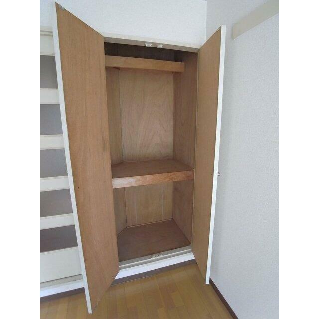 収納　※別室参考写真です。