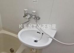 洗面設備　コンパクトで使いやすい洗面所
