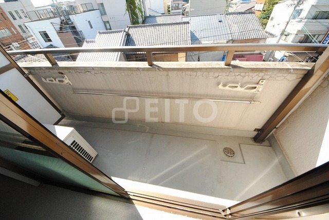 バルコニー　写真は４０３号室