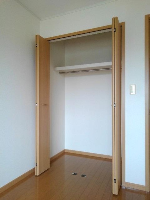 収納　図面と現状に相違がある場合には現状を優先