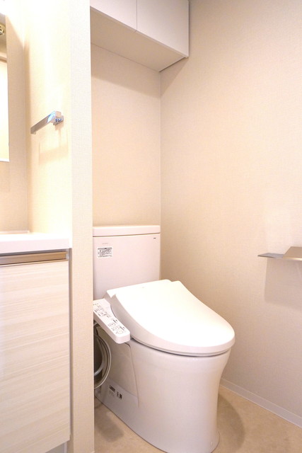 トイレ　※写真は同タイプ住戸です。