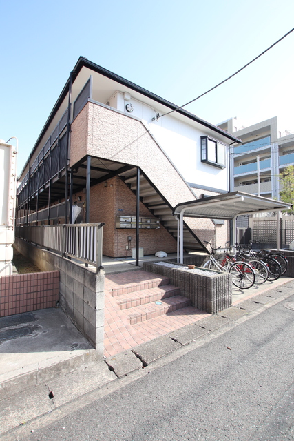 建物外観　２階建て木造アパート