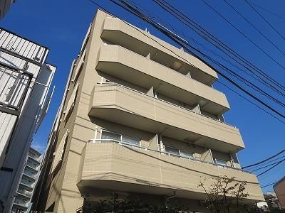 建物外観　★大通りを避けた静かな立地★